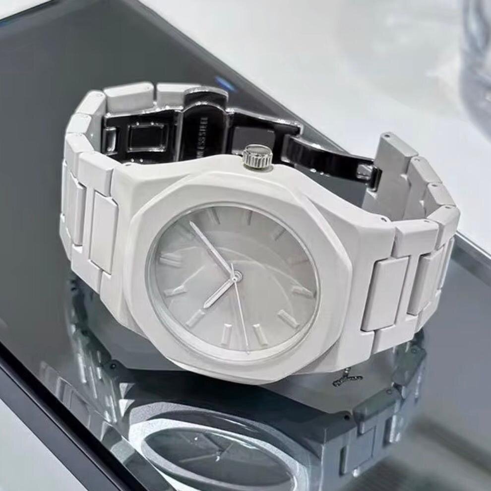 Montre minimaliste blanche