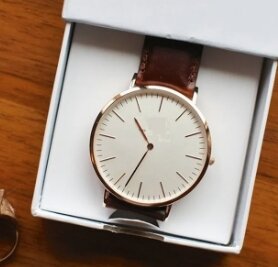 Fashion Men Leather Straps Stylish Wrist Watch For Men's & Boys