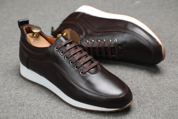 Baskets en cuir marron chic