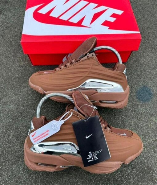 Baskets Nike marron modernes