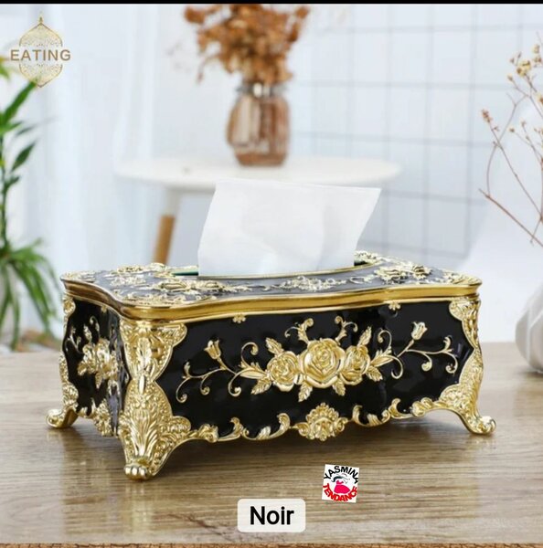 Boîte à mouchoirs décorative élégante
