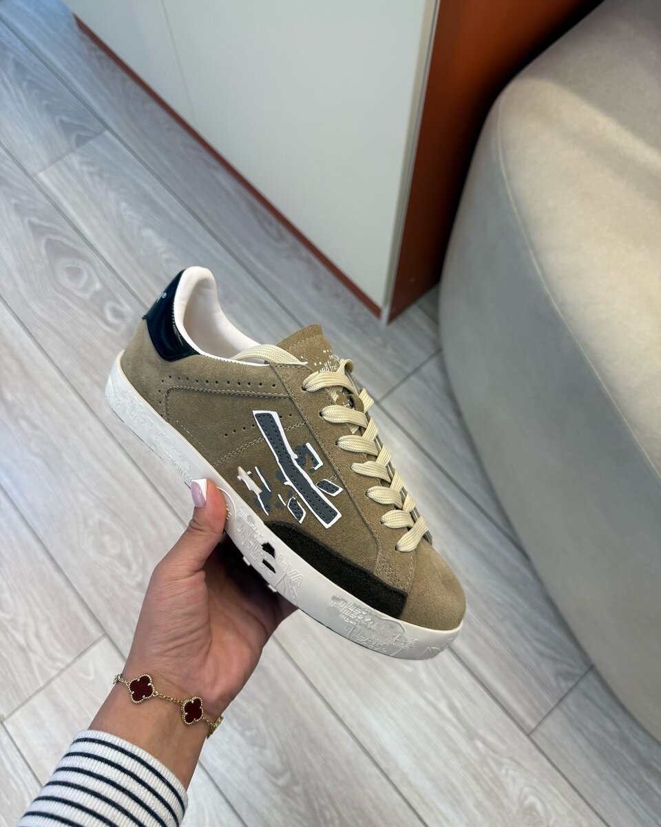 Стильные кроссовки из натуральной кожи/замши