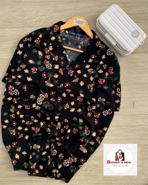 Chemise fleurie élégante homme