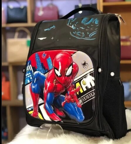 Beautiful lunch bags 🎒 😋 backpack Age: 8-12yrs