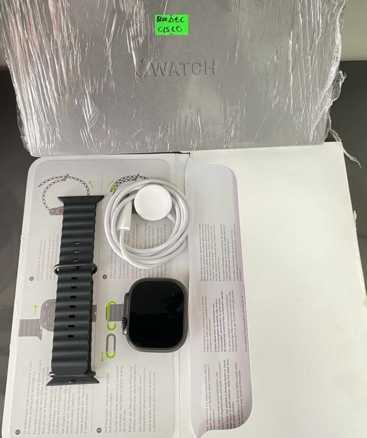APPLE WATCH ULTRA ( Black Titanium )