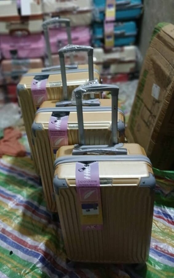 Valises rigides 3 pièces colorées