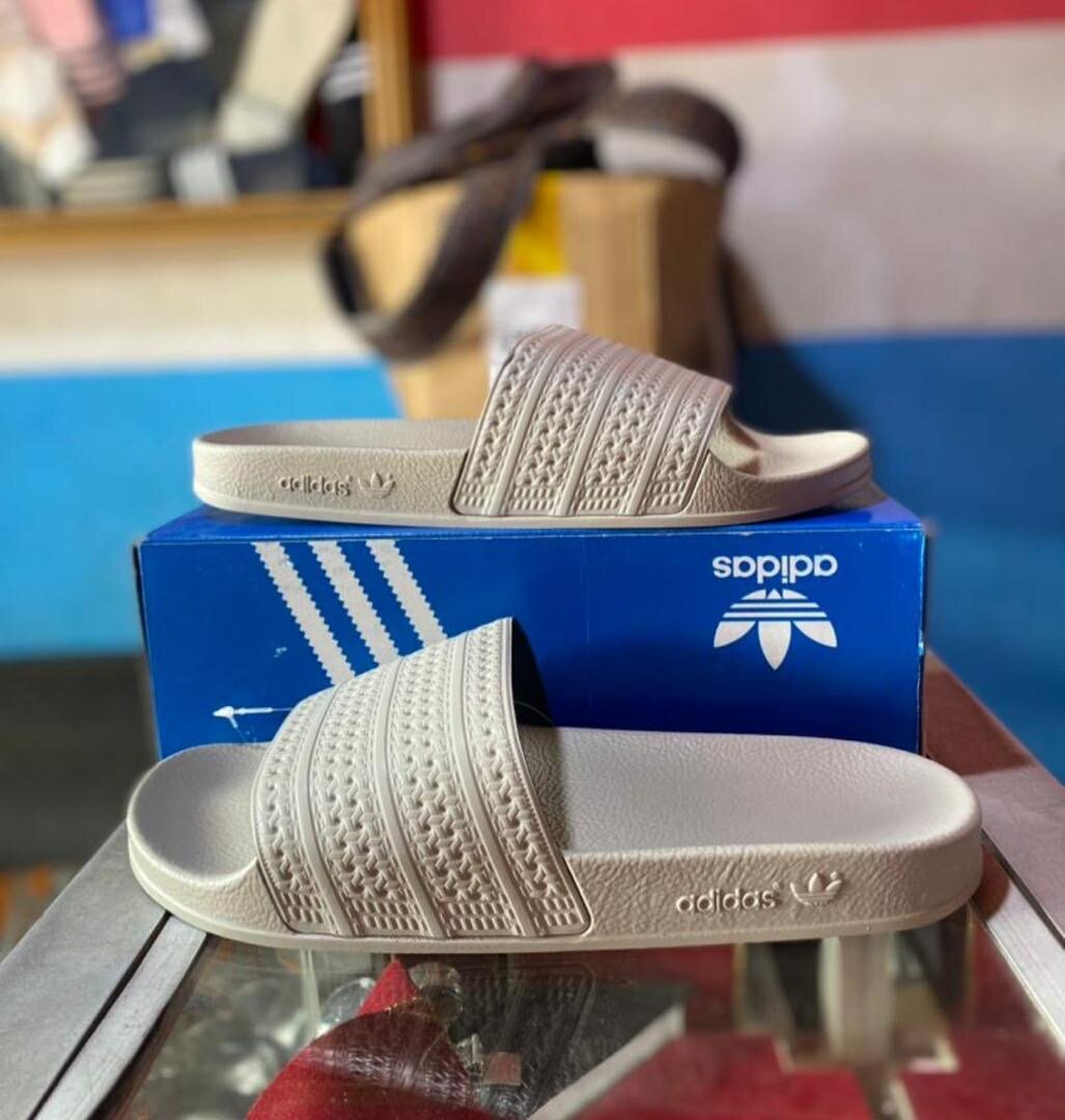 Claquettes adidas original