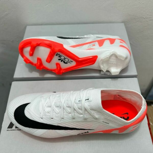 NIKE FOOTBALL BOOTS