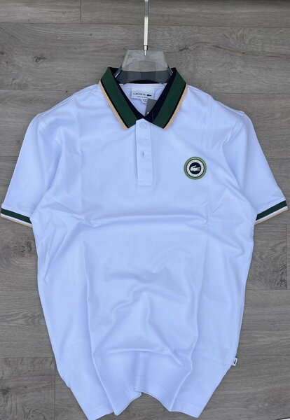 Polo blanc élégant homme