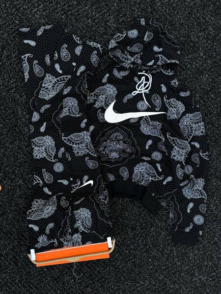 Ensemble de survêtement à capuche tendance