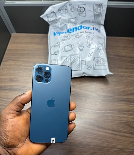 Clean iPhone 12Pro 128Gb on deal