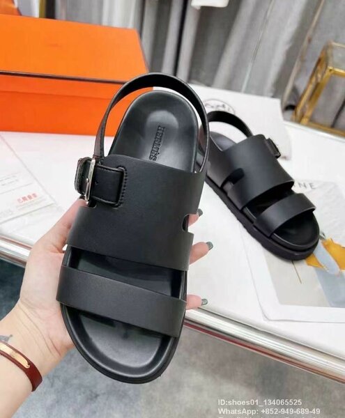 Sandales tendance en cuir noir