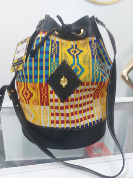 Sac à main coloré en toile