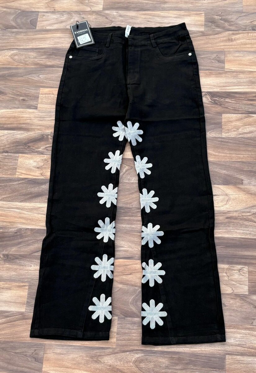 Jeans fleuris élégants