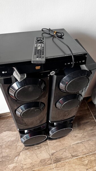 Système Hi-Fi LG avec lecteur DVD