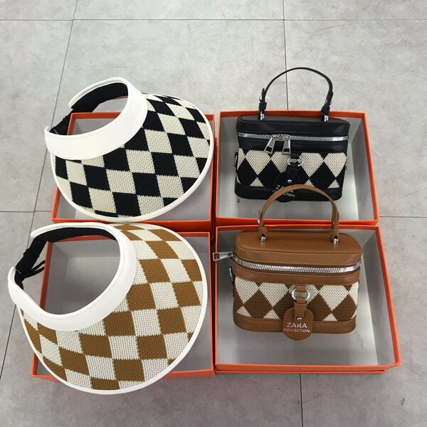 Chapeaux et sacs élégants