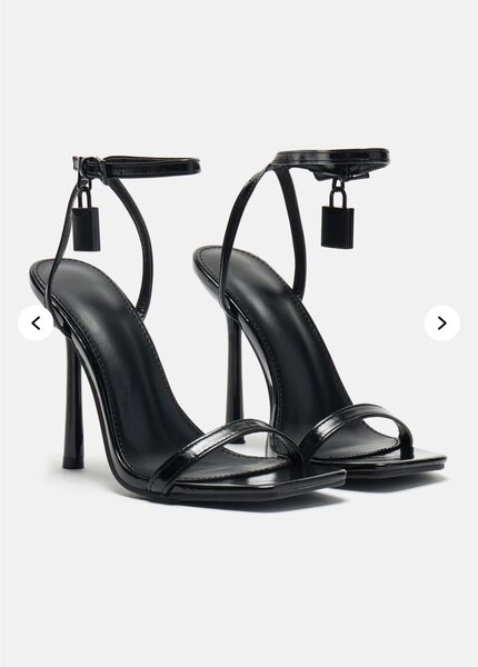 Sandales à talons élégantes