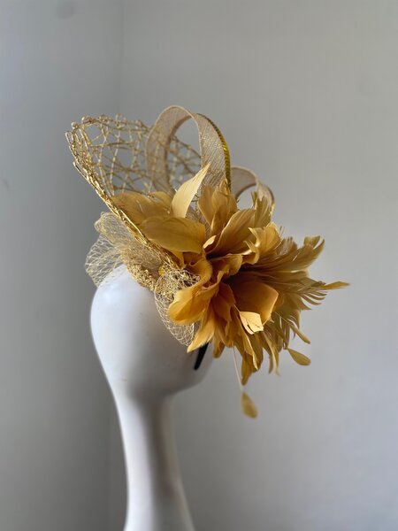 Fascinator