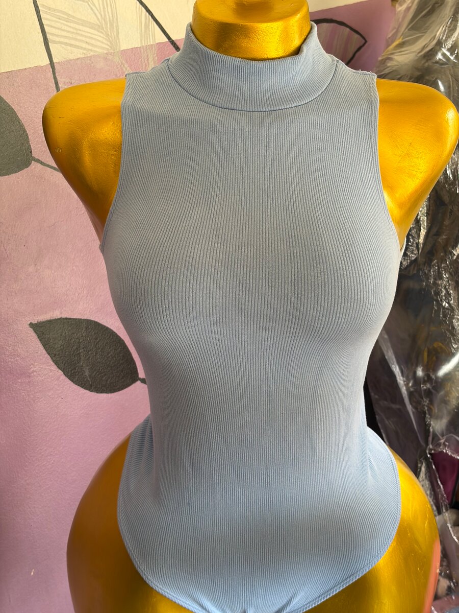 Body moulant élégant