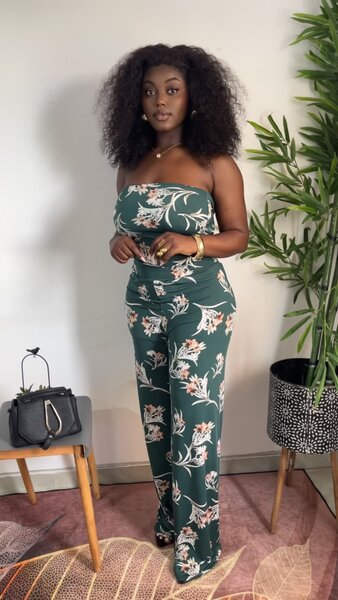 Combinaison florale chic femme