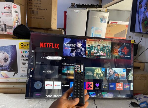 Smart TV 4K UHD 55 pouces