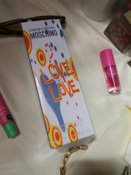 Parfum Moschino Love Love