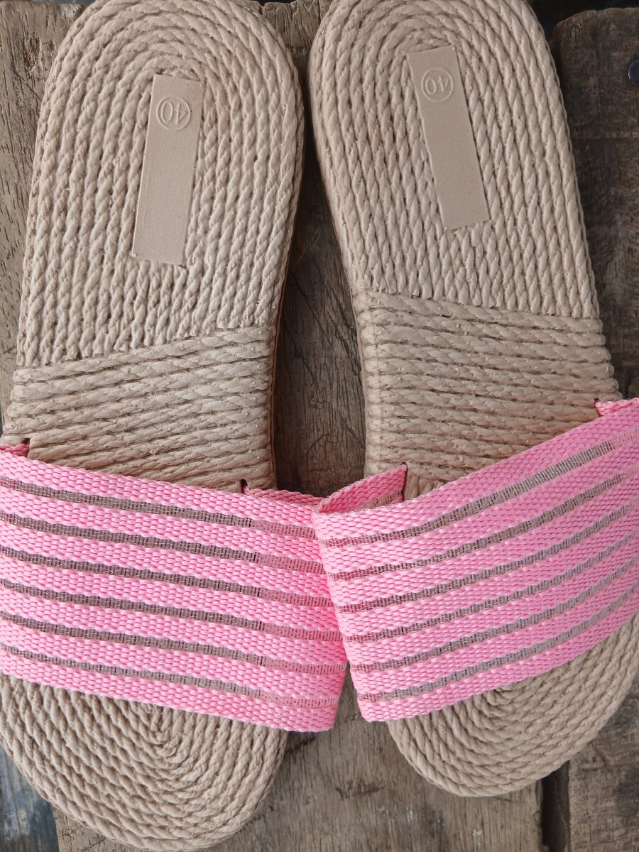 Sandales en corde colorées