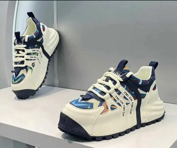 Chaussures à lacets pour femmes