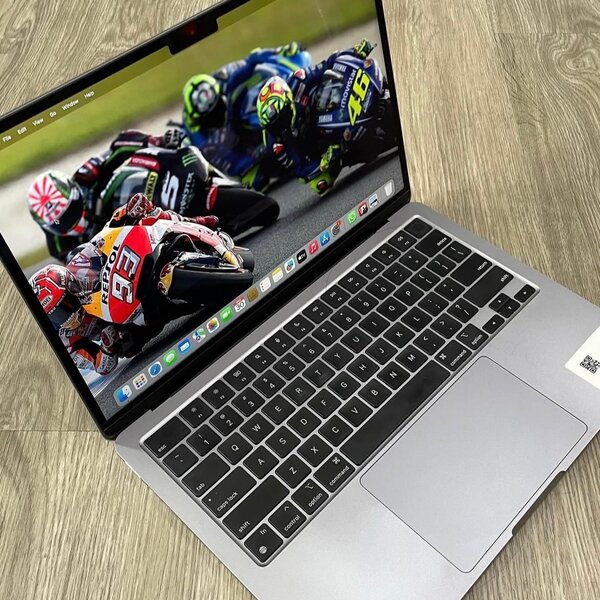 MacBook Air M2 2022