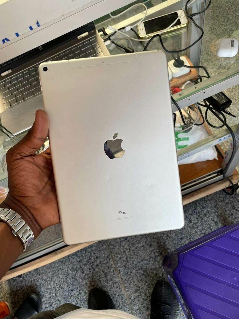 Apple iPad 128Go