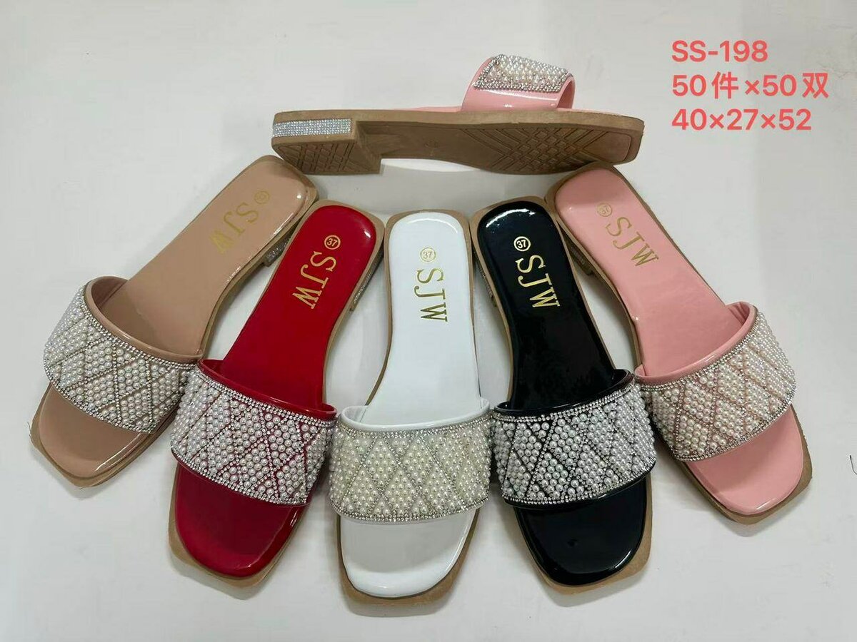 Sandales à strass élégantes