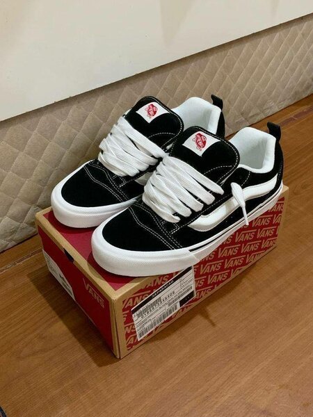 Baskets noires classiques