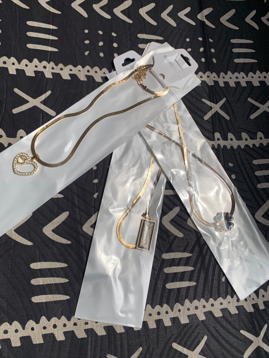 Colliers élégants en acier inoxydable