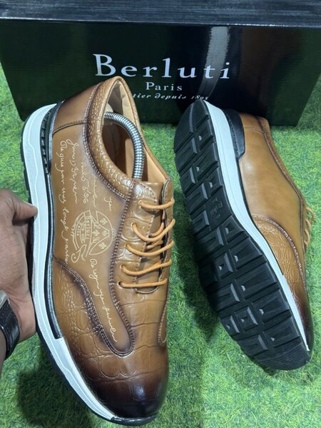 Chaussures en cuir Berluti