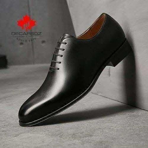 Chaussures en cuir élégant homme
