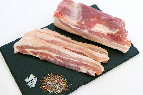 Poitrine de porc fraîche