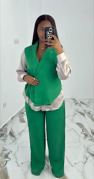 Ensemble élégant en satin