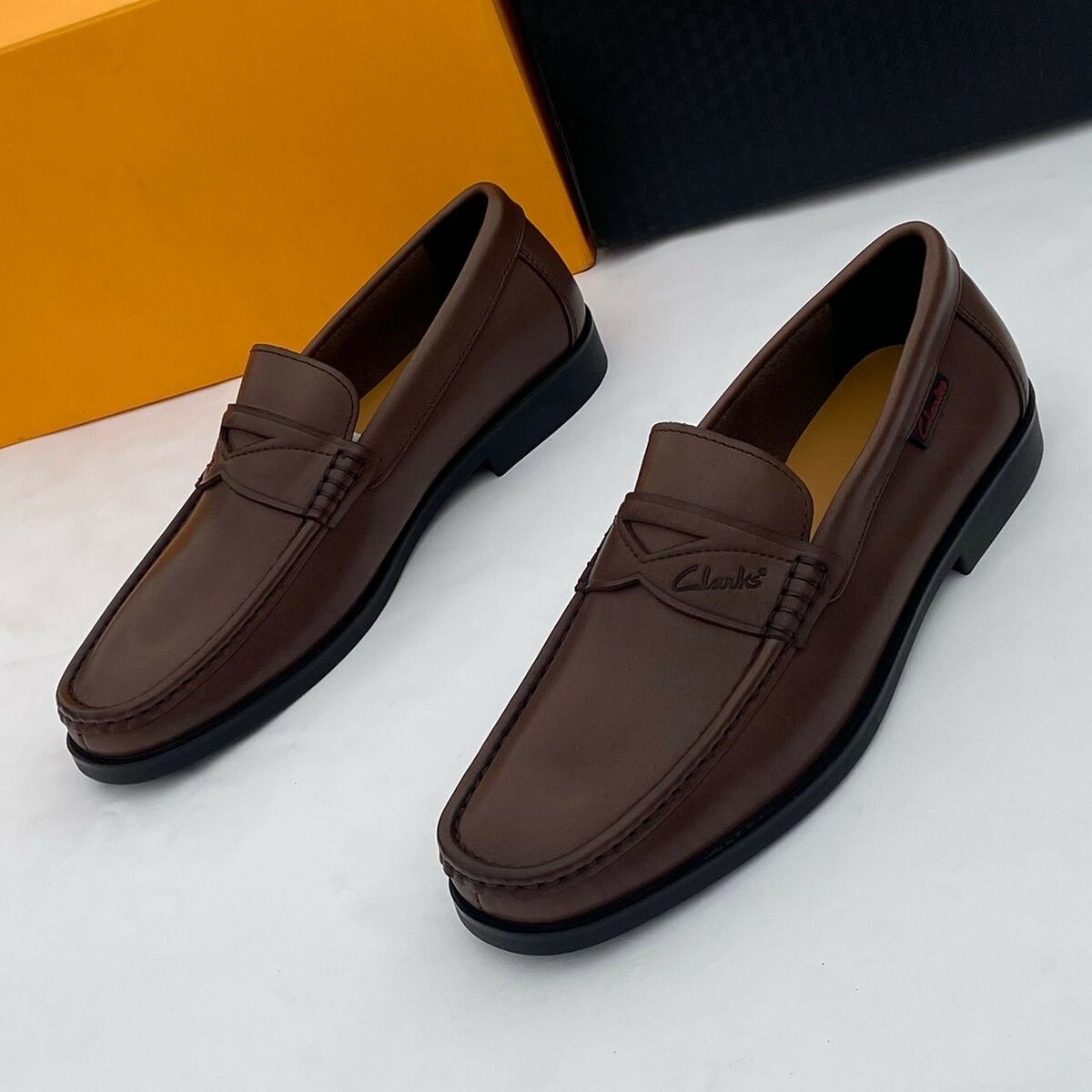 CLARKS SHOES