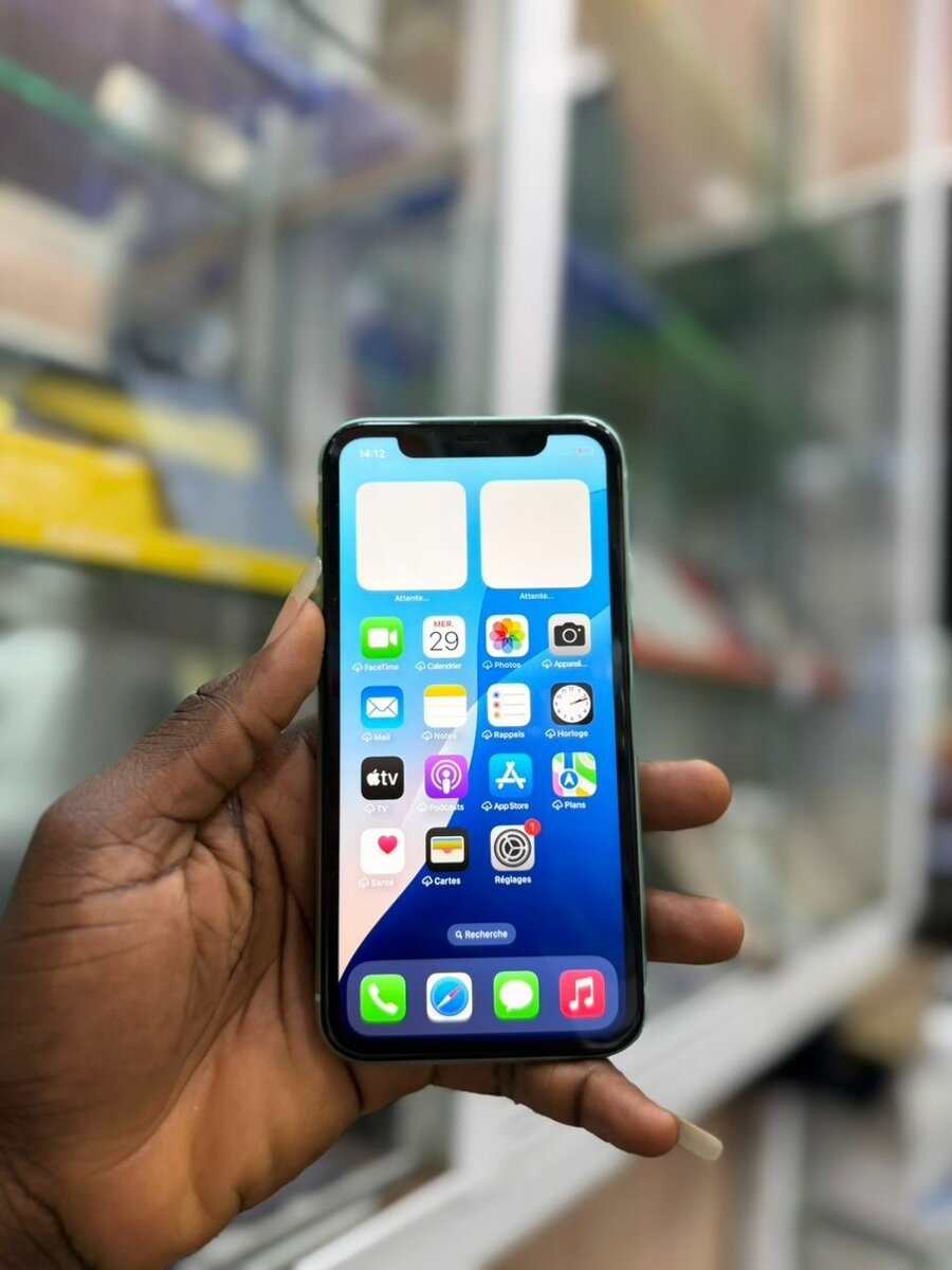 iPhone 11 64Go colis importé