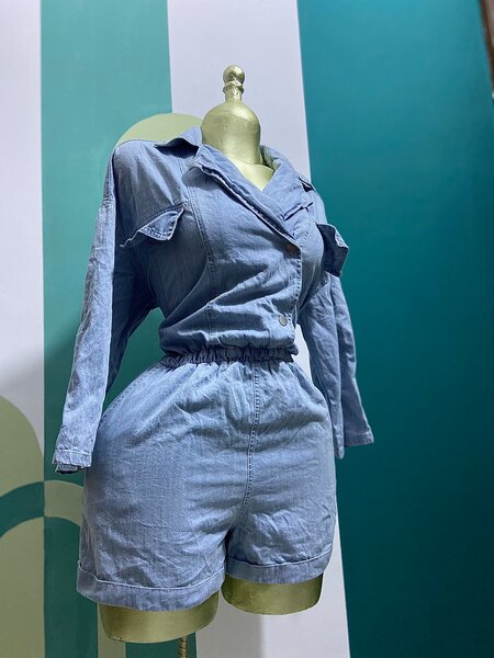 Combishort en jean élégant