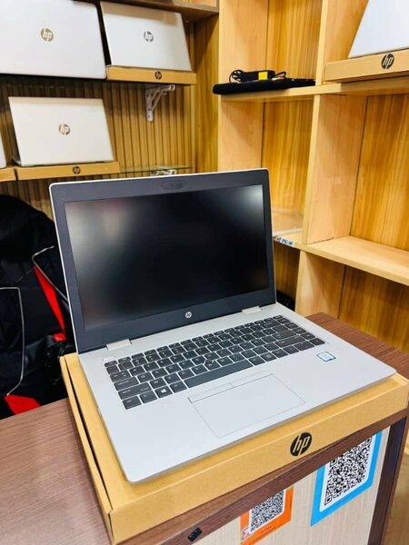 HP Laptop Professionnel 14"