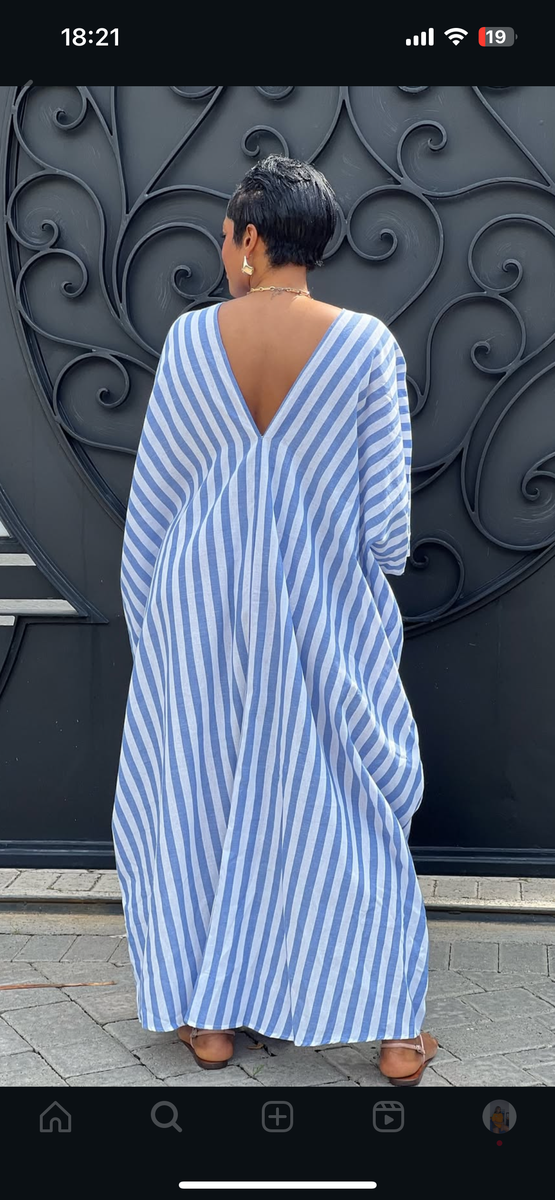 Robe Caftan Rayée Élégante