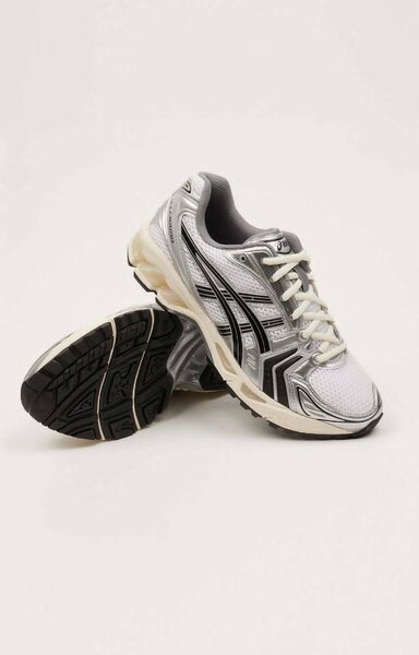 Chaussures de course légères