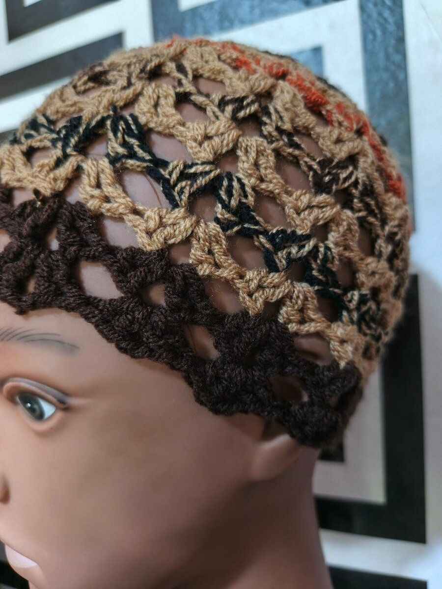 Chapeaux crochetés élégants