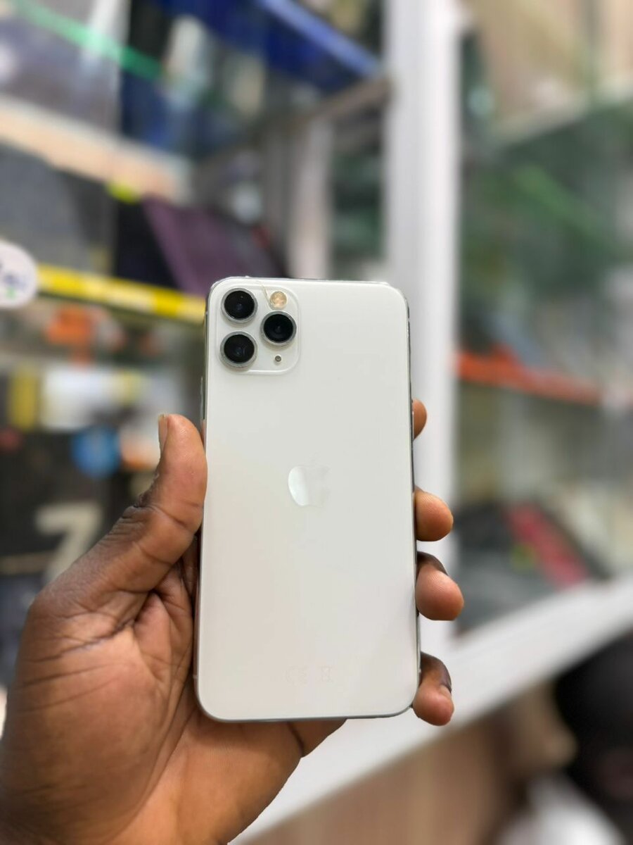 iPhone 11 Pro 64Go tout est d
