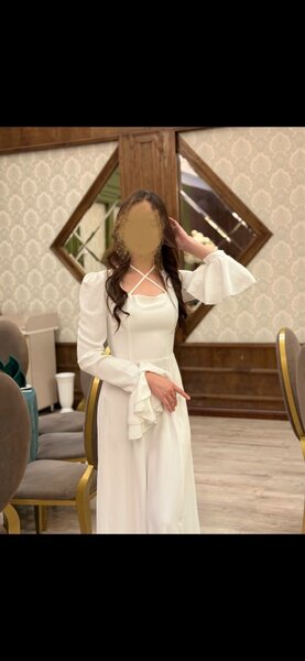 Платье белое