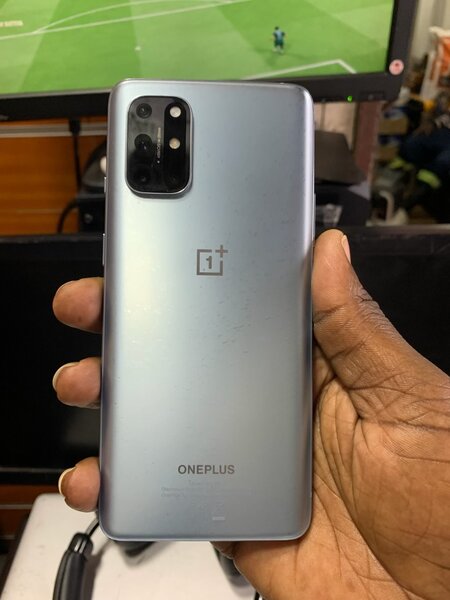 Oneplus 8T 128gb,8gb ram