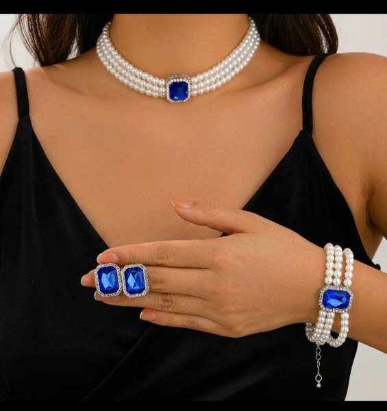 Beads necklace jewelry