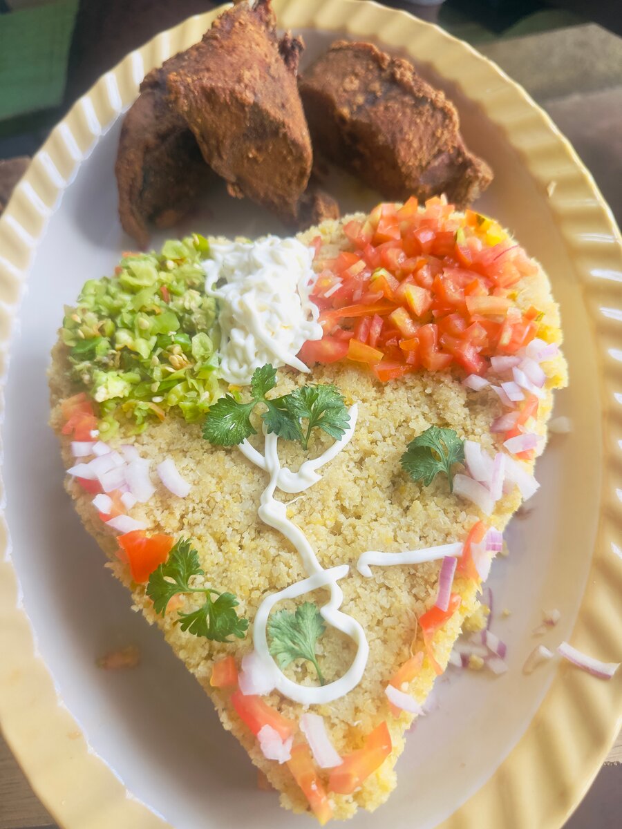 Plat de Couscous Coloré