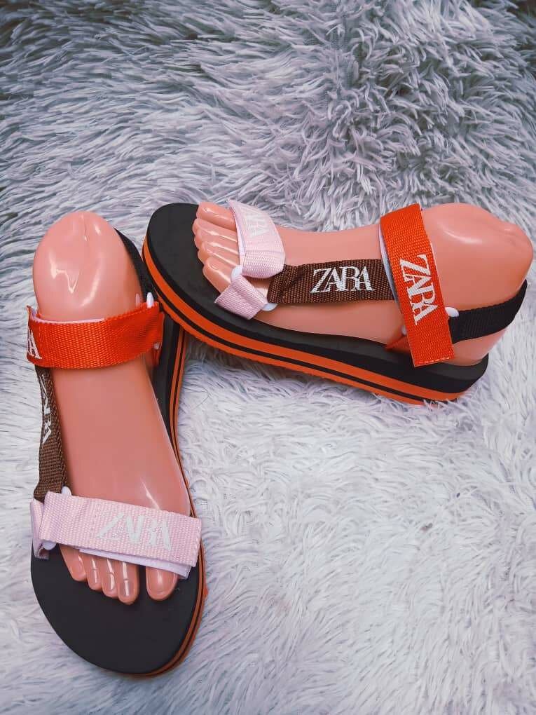 Sandales Zara multicolores